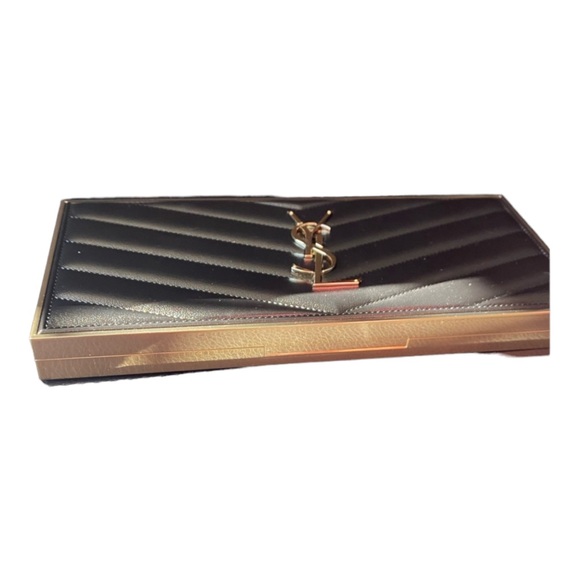 SOLD๐บYves Saint Laurent๐Couture Color converts to Black Clutch NEW IN BOX - Picture 11 of 16